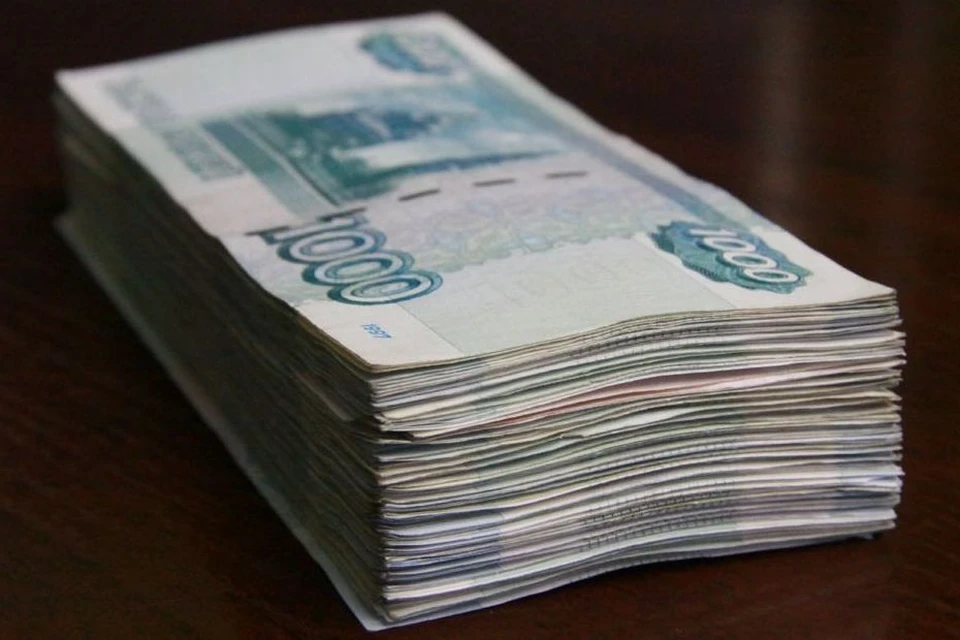 Полет в Испанию должен был обойтись в 75 тыс.рублей, это предложение женщина посчитала выгодным.