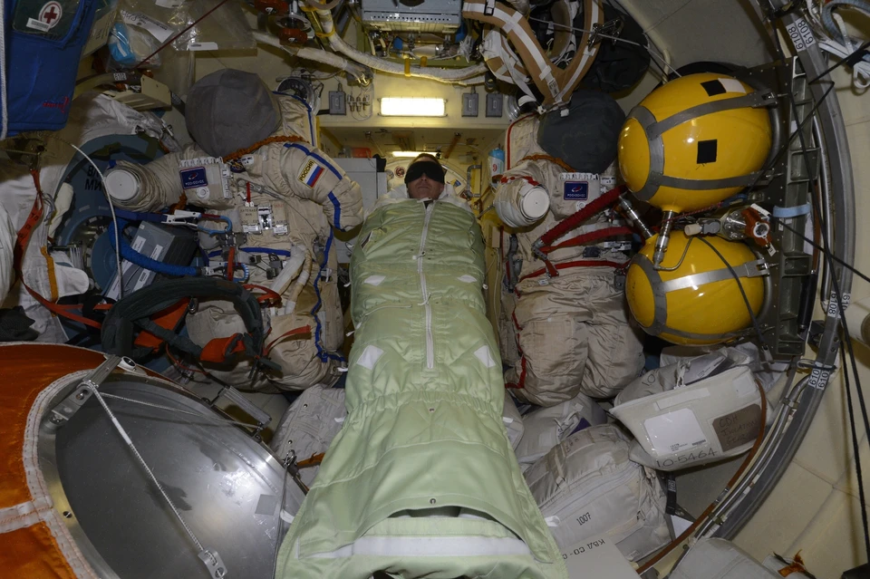 Российские космонавты на МКС выделили астронавту НАСА модуль для сна. Фото: страница космонавта Ивана Вагнера в "ВКонтакте"