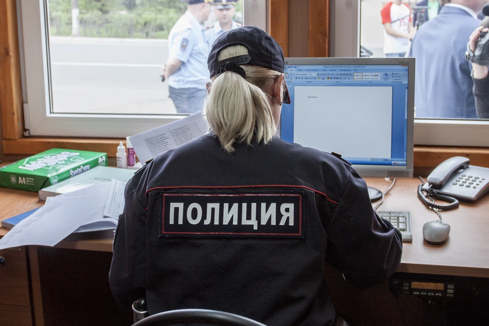 Мужчина забил до смерти собаку.