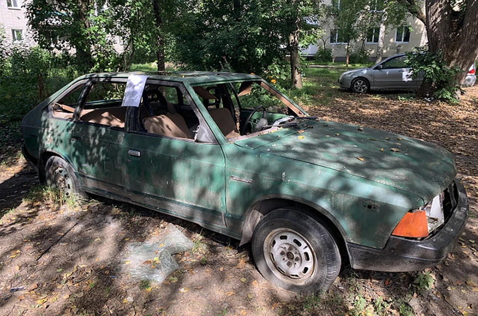 Собственнику выдано предписание об эвакуации автомобиля Фото: администрация Твери