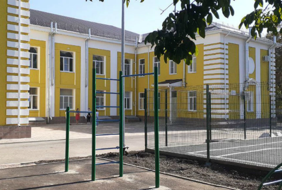 В Пашковке открывается две школы в одной