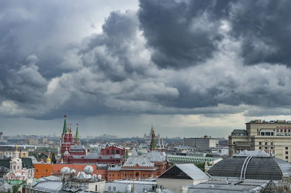 С запада в Москву придет атмосферный циклон