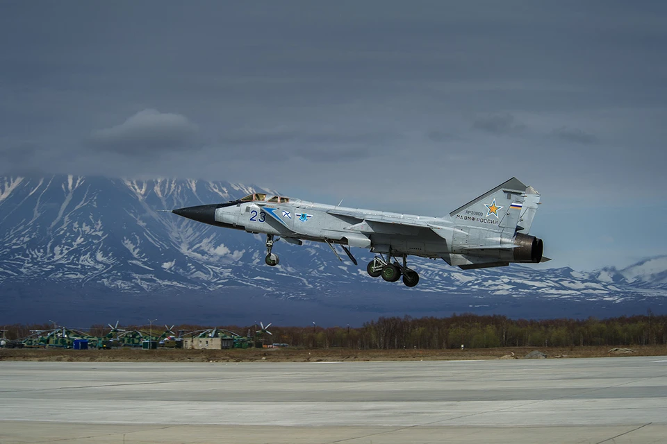 Военный эксперт опознал в силуэтах самолётов в предвыборном ролике Трампа российские МиГ-29