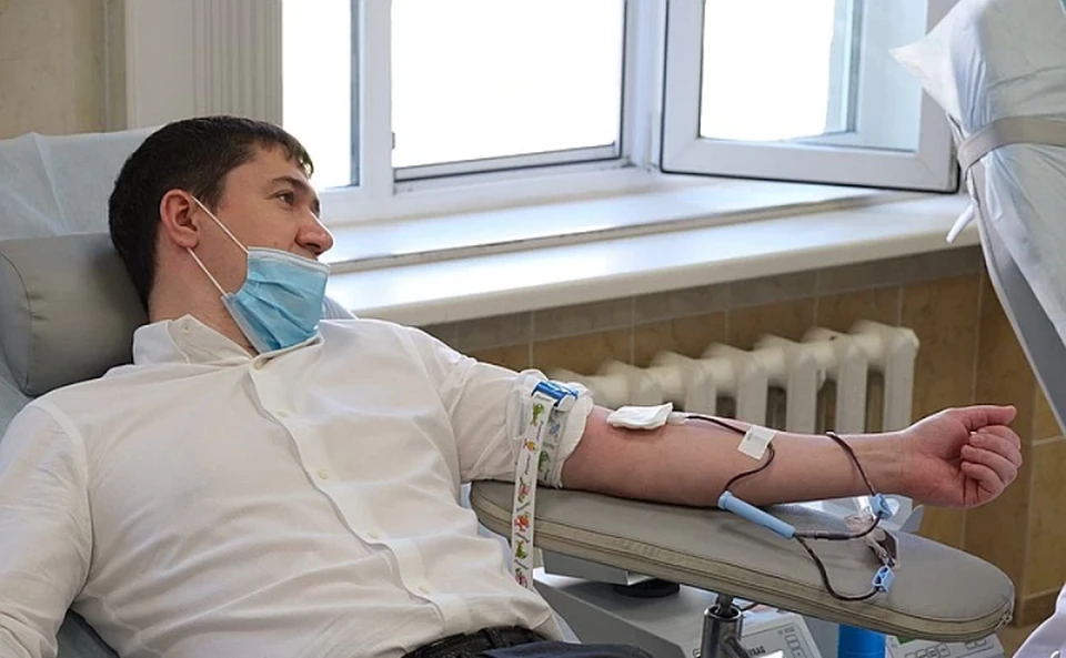 Дмитрий Махонин ушел на больничный. Фото: пресс-служба губернатора.