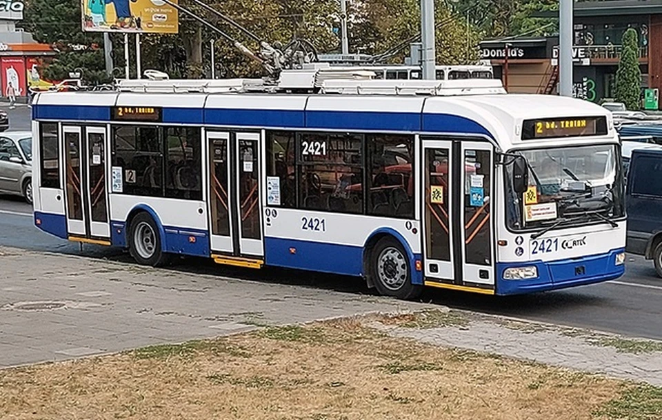 Кишиневский троллейбусы для школьников пусты. Фото: noi.md