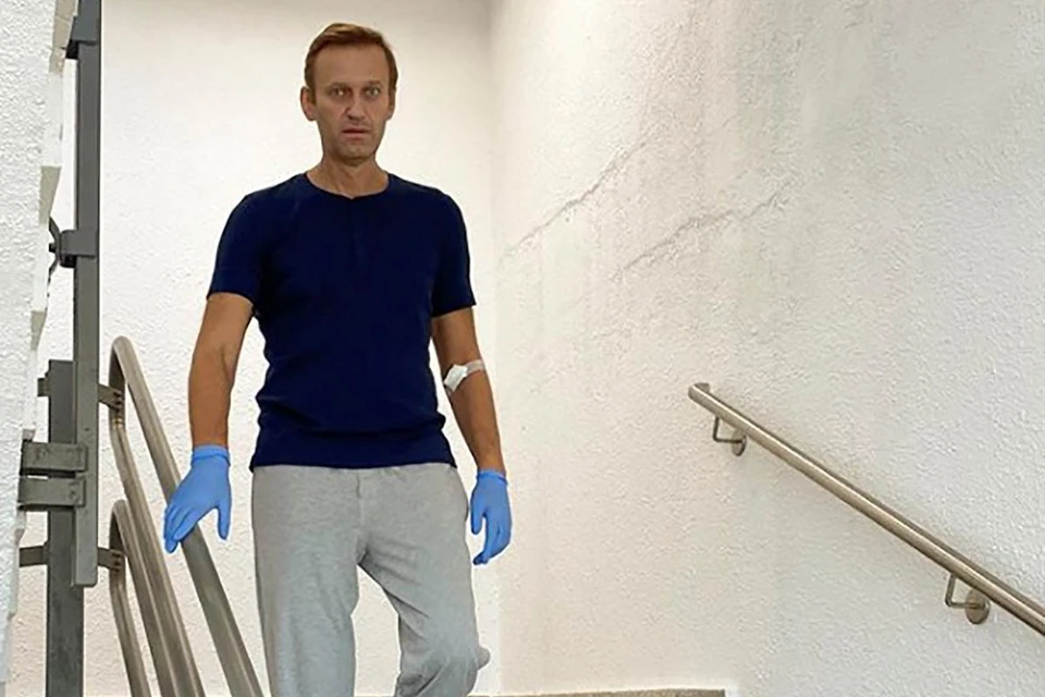 Сам Навальный подтвердил, что встреча с Ангелой Меркель в больничной палате действительно произошла.