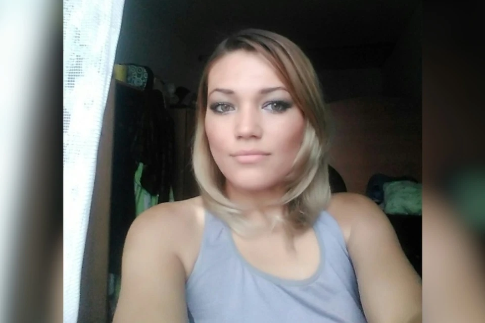 Телефон Юлии недоступен, в социальные сети не выходит. Дома ее ждет мать и шестилетняя дочка.