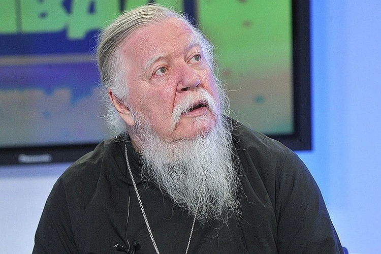 «Просим молитв!»: Священник Дмитрий Смирнов находится в реанимации