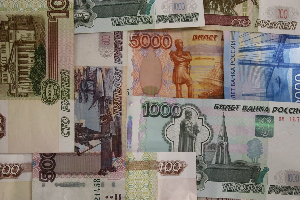 Более полумиллиона рублей похитили мошенники у пенсионера в Удмуртии