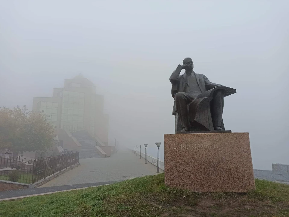 В Челябинской области утро начинается с густого тумана второй день подряд.