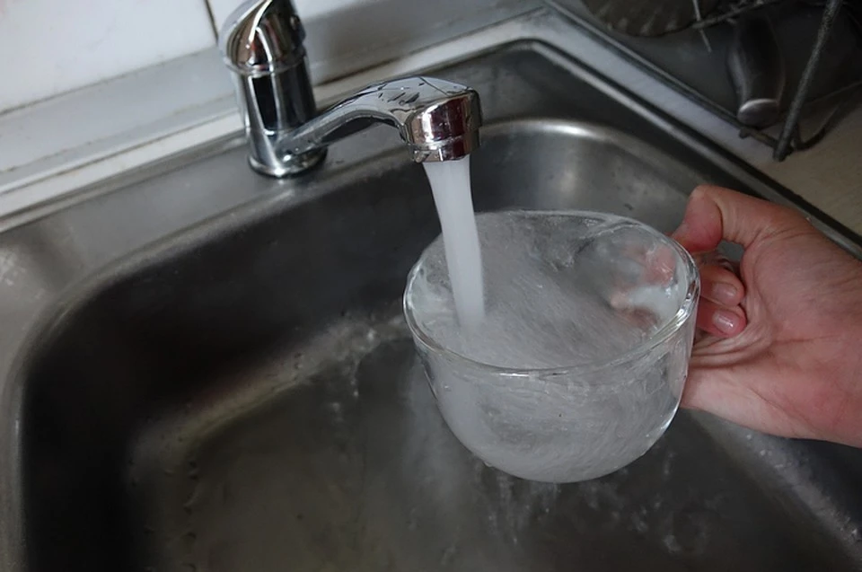 Жителям поставляли мутную воду с запахом
