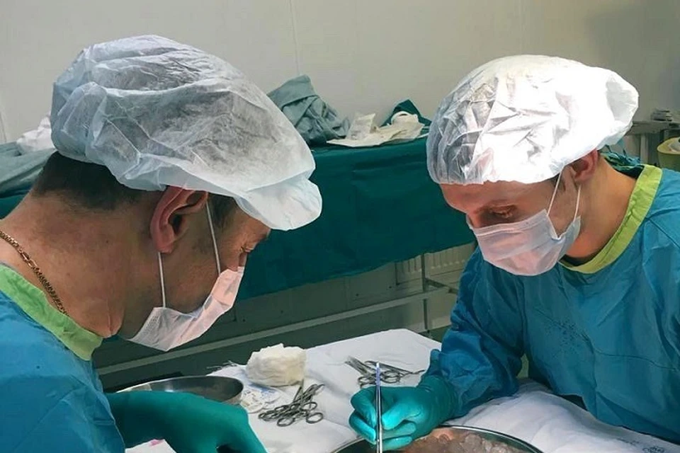 Женщине нашли донорский орган. Операция по его пересадке длилась несколько часов и прошла успешно. Фото: @rkb_tatarstan