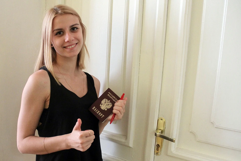 Если раньше на получение гражданства могли претендовать лишь те, кто легально жил и трудился в России более 5 лет, то теперь ждать этот срок будут не все
