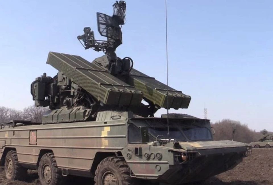 В Донбассе украинские боевики пригнали зенитный ракетный комплекс «Оса» в жилой массив. Фото: Штаб «ООС»