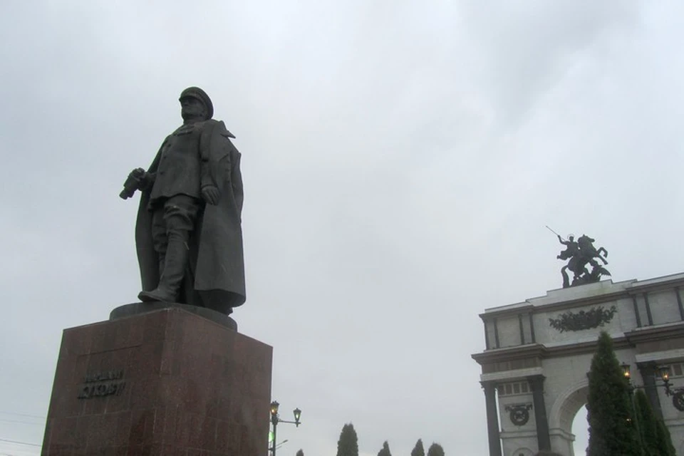 Местные жители считают, что в местах боевой славы не место свинокомплексам