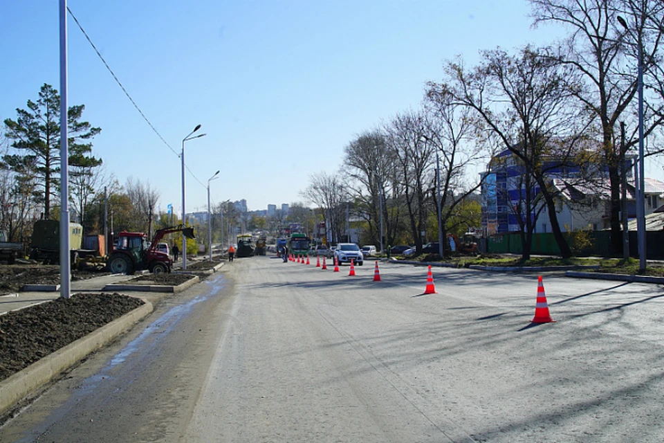 Дорога на улице Шелеста в Хабаровске готова на 88 процентов