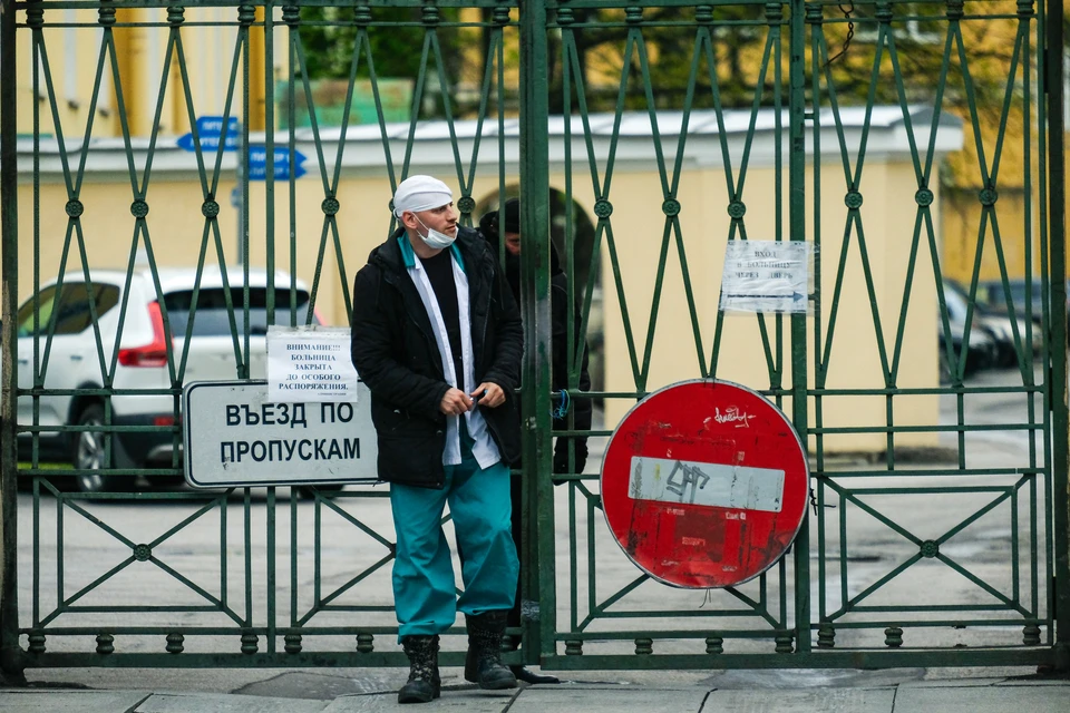 Число смертей от коронавируса выросло на 38 случаев.