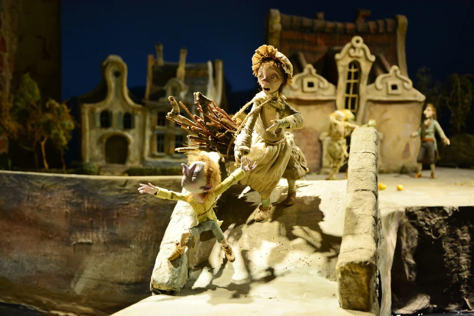 Куклы, декорации и эскизы полнометражного мультфильма «Гофманиада», выпущенного студией «Союзмультфильм» два года назад, передали в дар нашему музею.