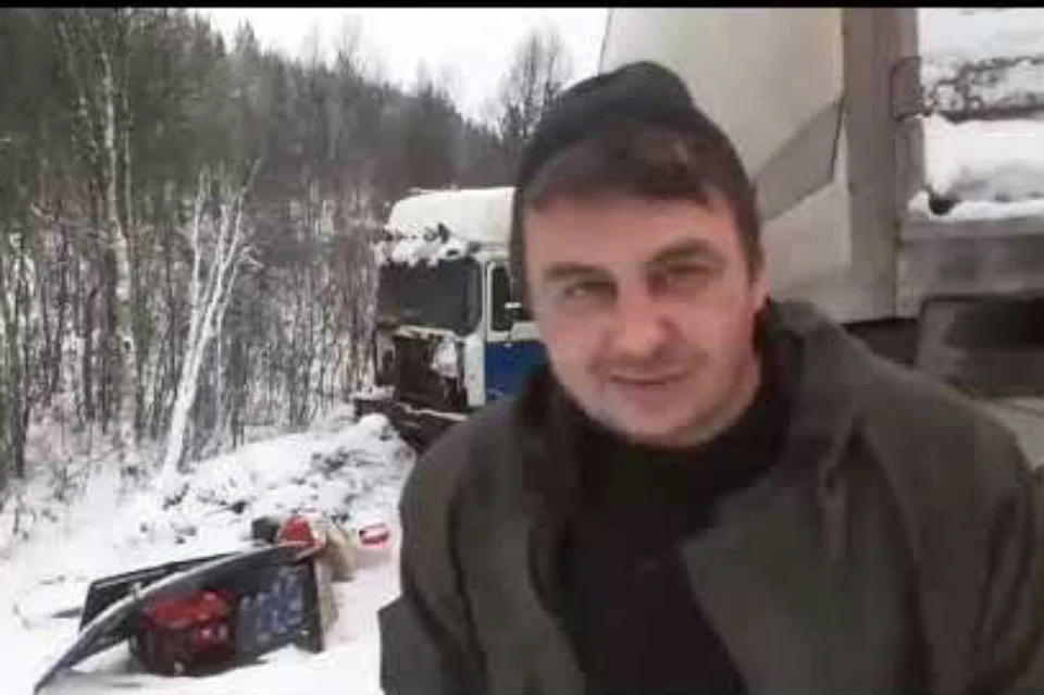 Юрий Финашутин три дня жил на трассе под Мурманском. Фото: скриншот видео