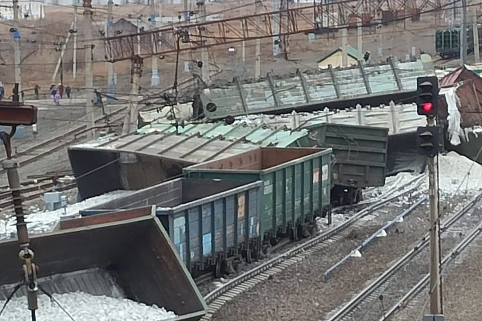 Из-за ЧП задерживаются пассажирские поезда. Фото: Новосибирская служба эвакуации "АСТ-54"