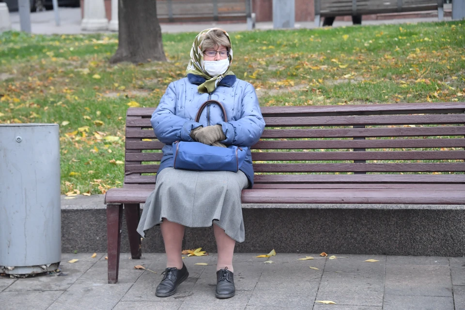 В Кузбассе продлили режим изоляции для пенсионеров в возрасте 65 лет и старше
