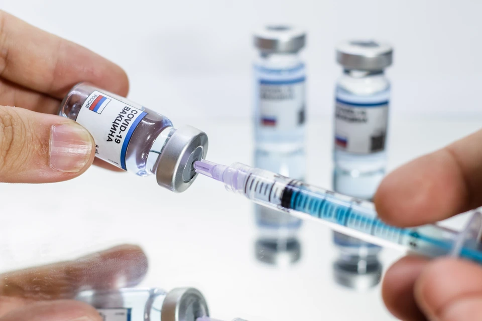 Исследования вакцины "Спутник V" на детях могут начаться в мае - июне 2021 года.