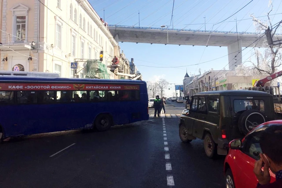Перекрытие Светланской под Золотым мостом
