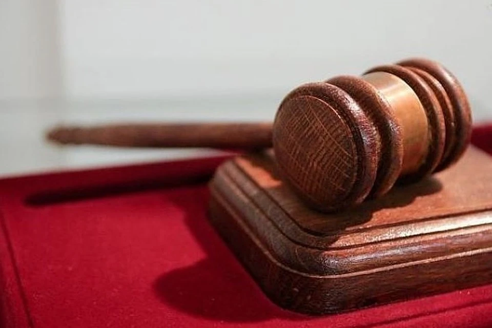 Суд приговорил скандального адвоката к шести годам колонии общего режима