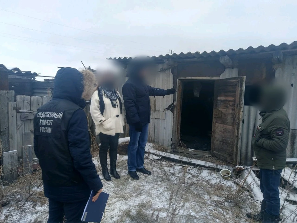 Мужчины держали приятеля в погребе