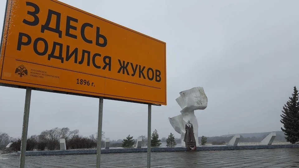 Владислав Шапша почтил память полководца вместе с его правнучкой