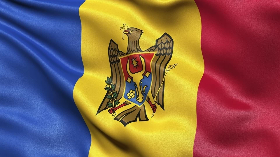 Парламент Молдавии одобрил повышение статуса русского языка