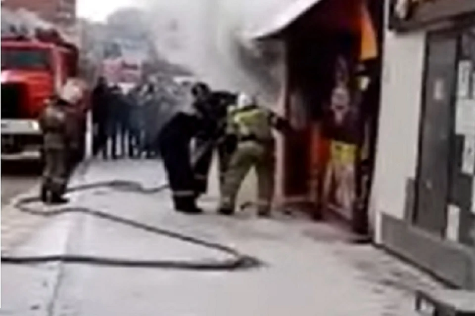 Пожарные потушили огонь за несколько минут. Фото: стоп-кадр.