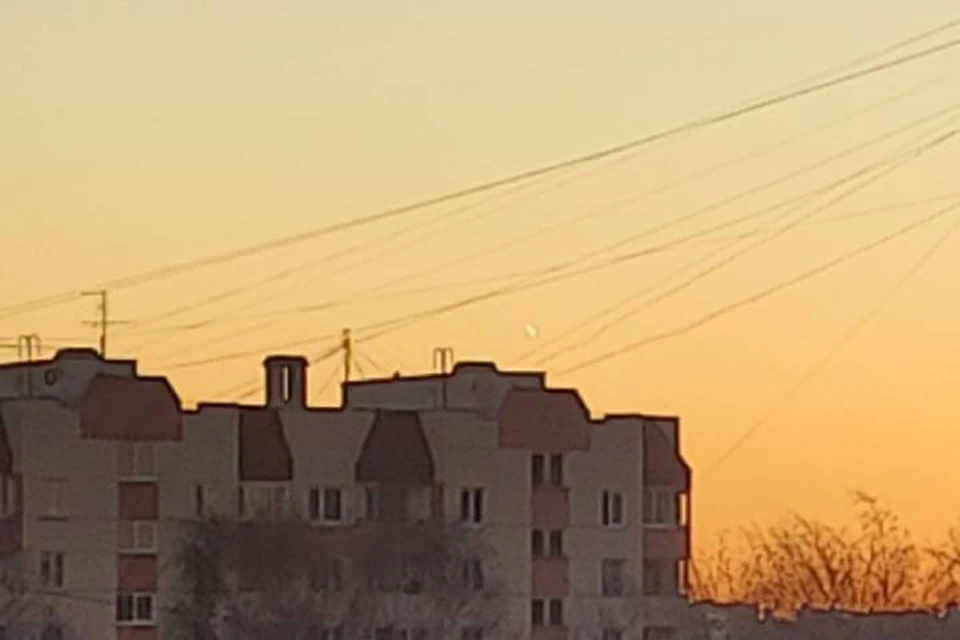 Петербуржцы заметили НЛО в небе над городом 7 декабря