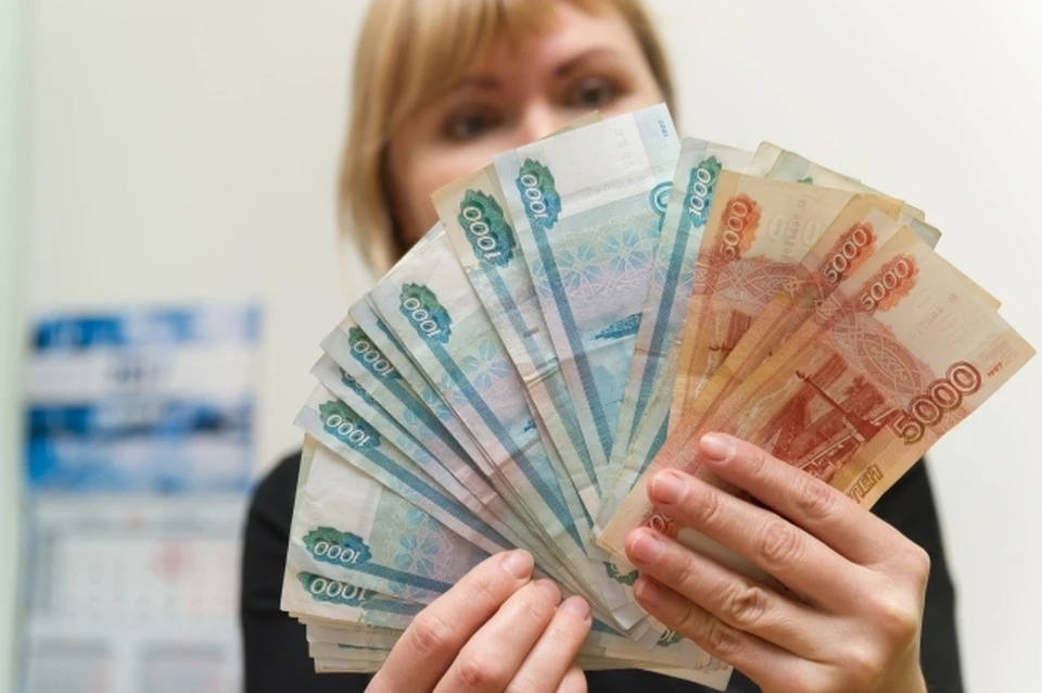 За незаконное получение пособия по безработице могут привлечь к административной или уголовной ответственности.