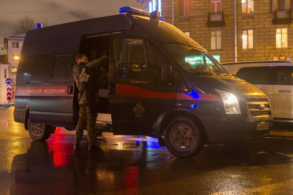 Полиция петербурга возбудила уголовное дело после смертельного падения 12-летнего мальчика с высоты 9-го этажа