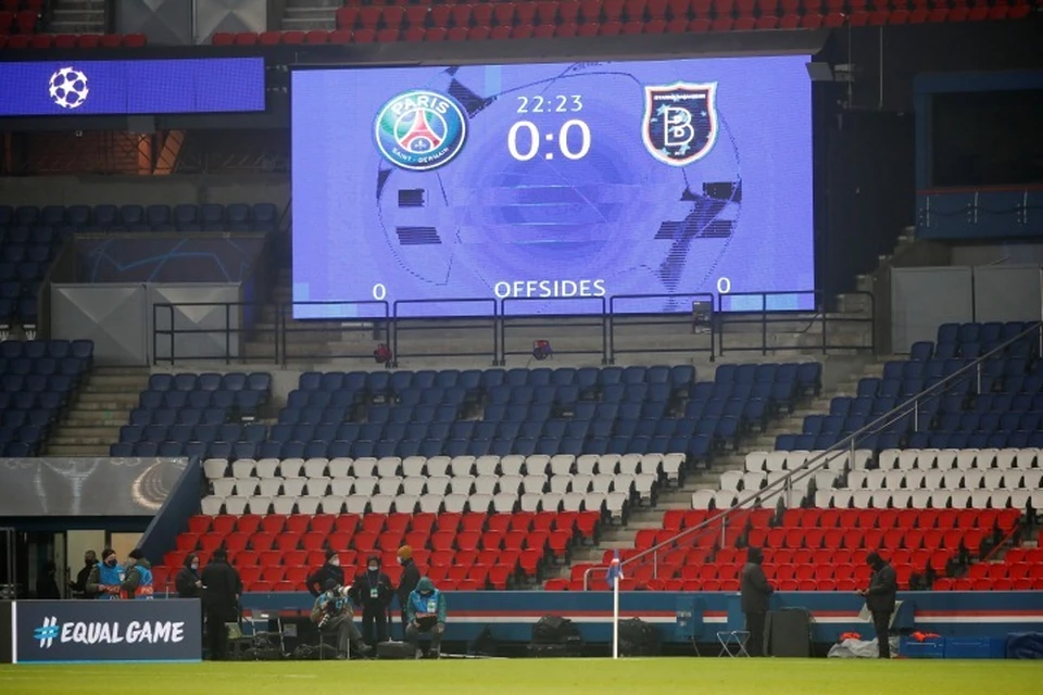 Матч Лиги чемпионов «ПСЖ» – «Истанбул» в Париже был прерван из-за расистского скандала