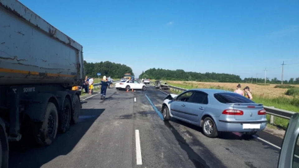 Автоледи пошла на обгон, не убедившись в безопасности маневра.