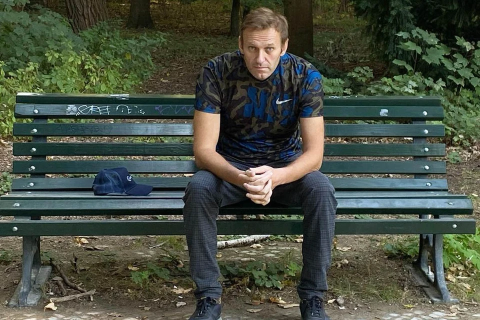Прокладывая дорогу к власти, Навальный мочит свои спецслужбы с помощью иностранных