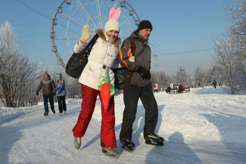 Где отдохнуть в Иркутске на новогодние праздники 2021: катаемся на лыжах, коньках и тюбах