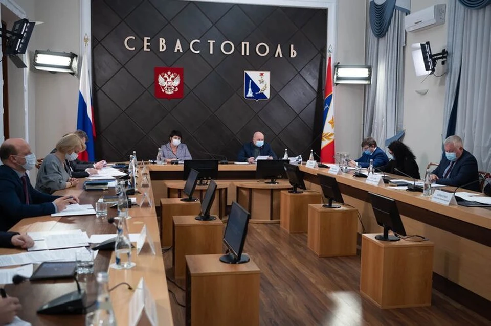 В Севастополе уволили чиновника за гулянку на корпоративе. Фото: пресс-служба Правительства Севастополя.