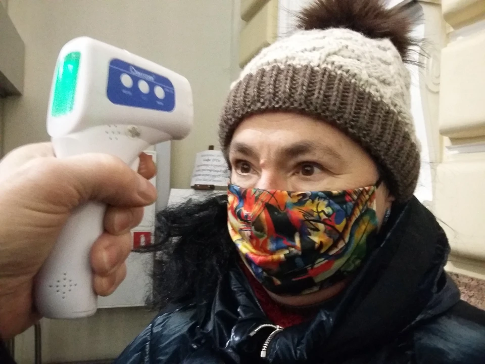 Многие проявления коронавируса характерны и для других заболеваний, отметил иммунолог