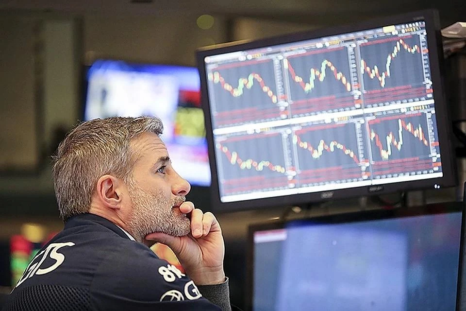 Цена нефти Brent поднялась выше 54 долларов
