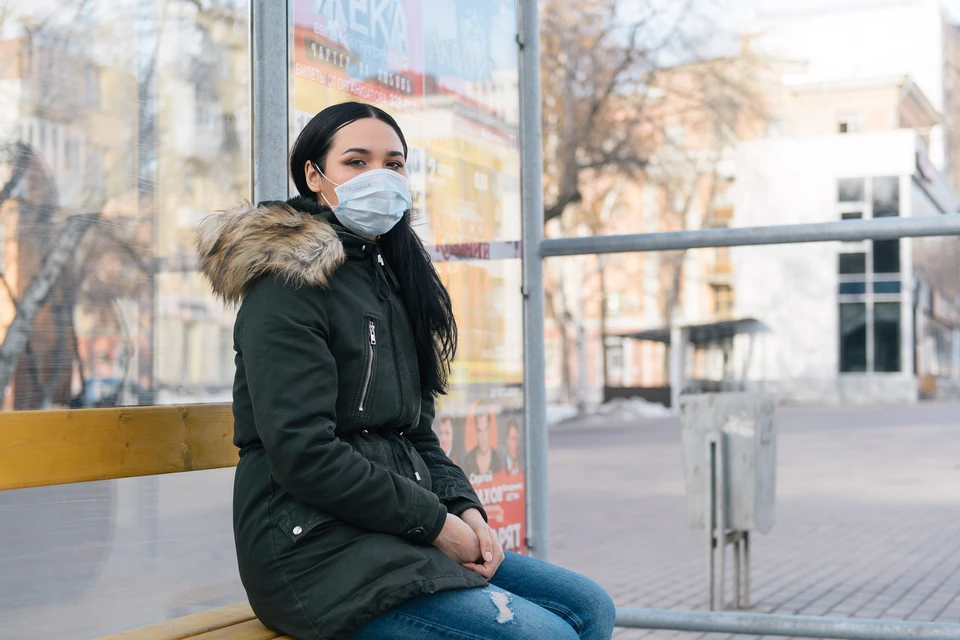 В новогодние праздники хочется съездить в гости. А значит, увеличивается и риск заражения.