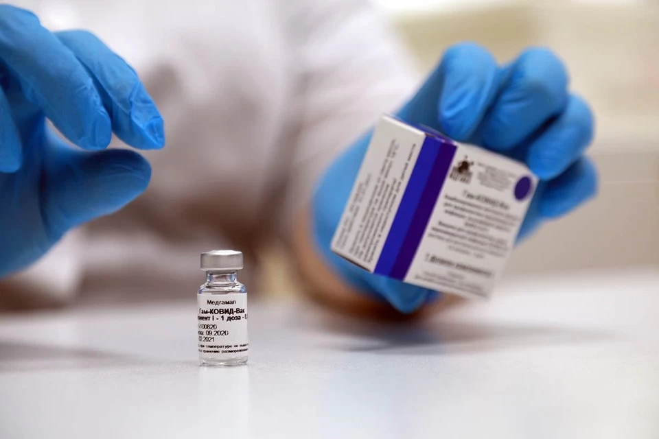 5 января в Перми началась вакцинация врачей, учителей и работников соцсферы от коронавируса.