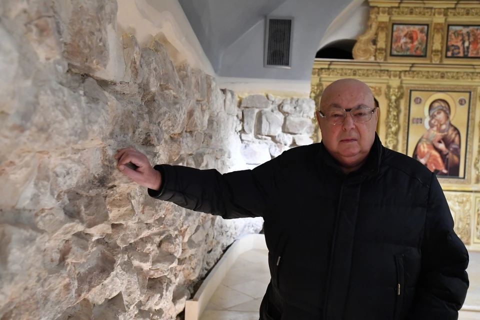 Владимир Ресин в восстановленной в 2015 году церкви Преображения Господня на Преображенской площади в Москве