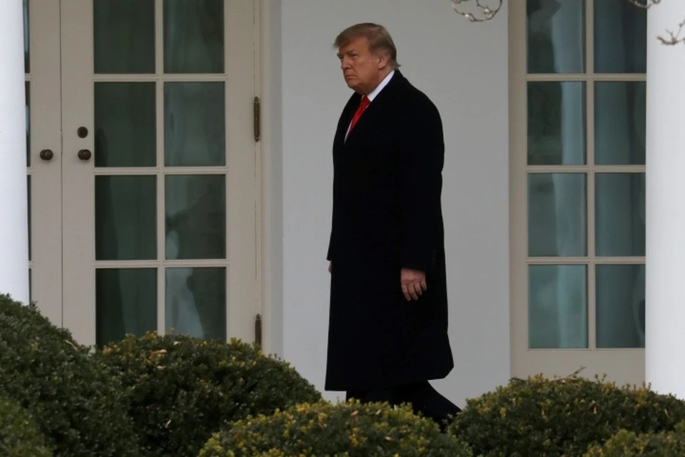 Круг общения Трампа в Белом доме уменьшился до нескольких самых преданных сотрудников