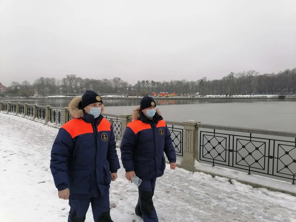 В эти дни у водоемов области вероятнее встретить спасателей, а не любителей зимней рыбалки.