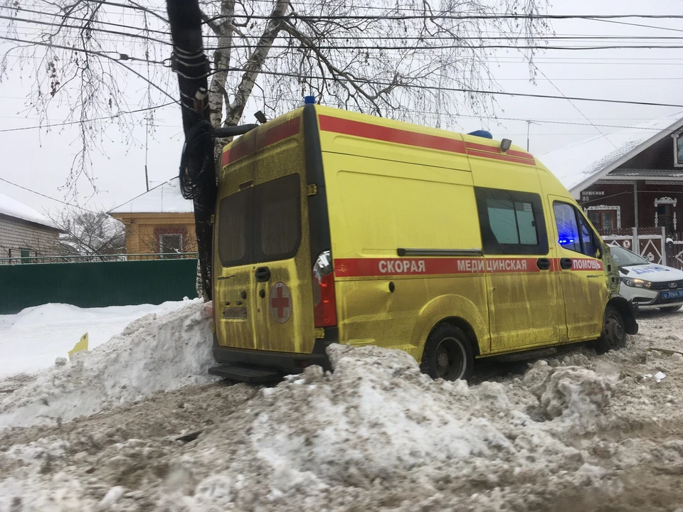 Скорая помощь попала в ДТП в Дзержинске в новогодние праздники. Фото: Анастасия Герцун