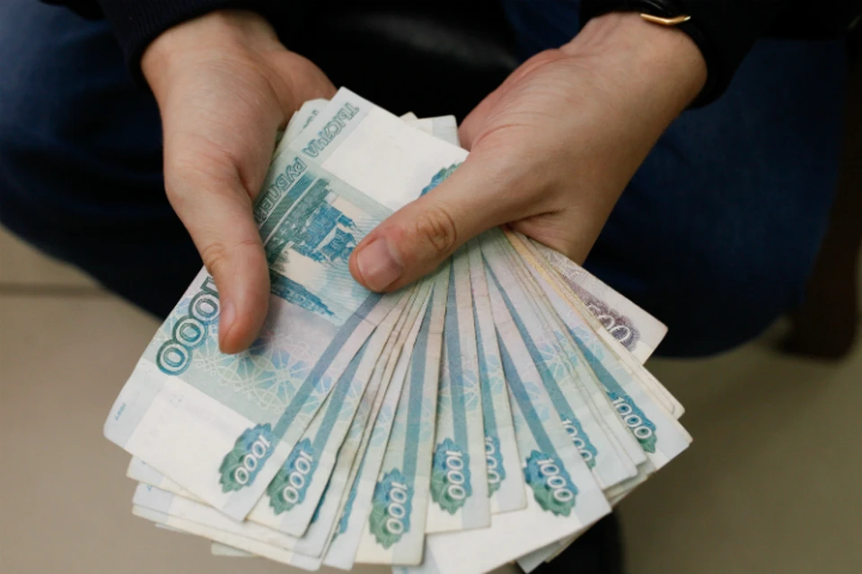 Омичей штрафуют, но люди продолжают не соблюдать масочный режим.