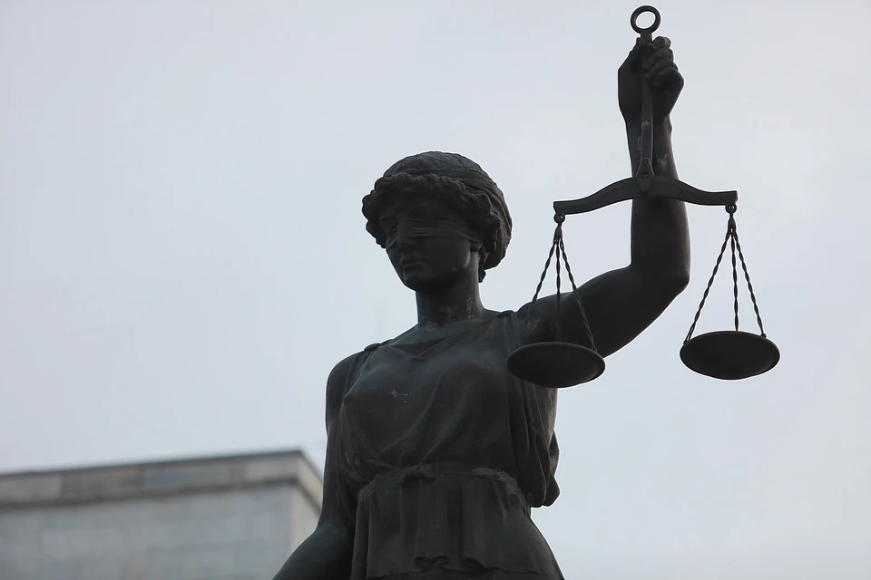 В Красноярске экс-руководитель краевого Пенсионного фонда знакомится со своим уголовным делом